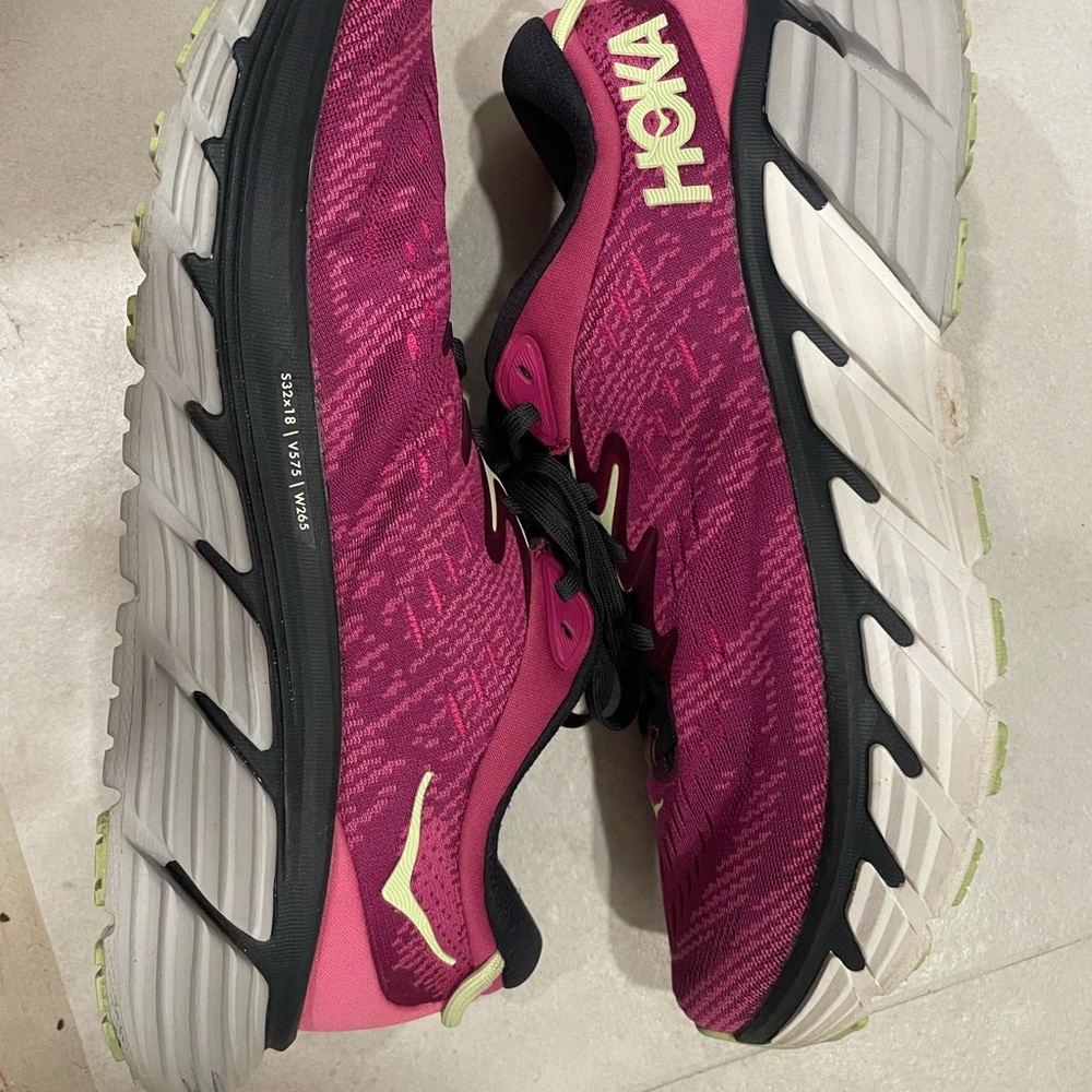Hoka Gaviota 4